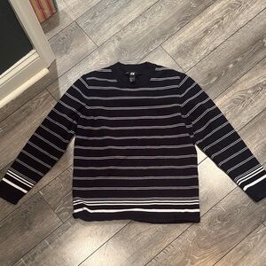 H&M Men's Black and White Crewneck Sweater